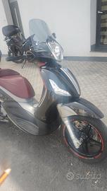 Piaggio Beverly 350