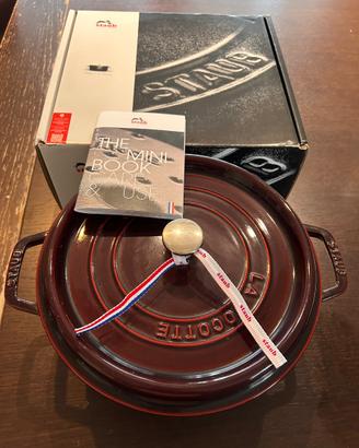 Pentola Staub in ghisa Nuova da 26cm rosso granata