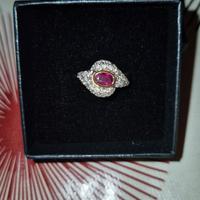 anello Oro18kt 6,19 grammi  con rubino e diamanti 