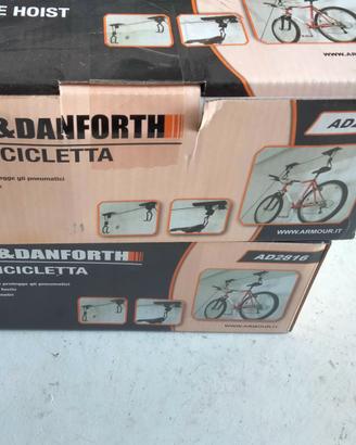 Portabici da soffitto