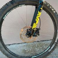 MTB marca KTM taglia M