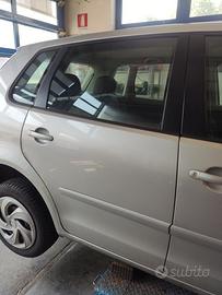 Porta posteriore dx VOLKSWAGEN POLO del 2004