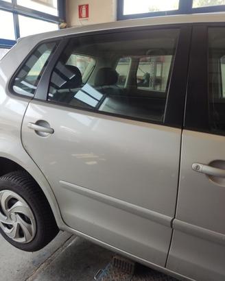 Porta posteriore dx VOLKSWAGEN POLO del 2004