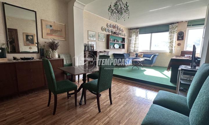 CERCHI UNA ATTICO AUTONOMO SEMI- CENTRALE CON TER