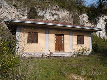 Casa villino indipendente a arce