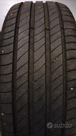 4 gomme Michelin 255 55 18