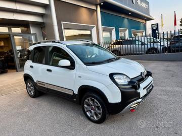 Fiat Panda Cross 1.3 MJT 95 CV S&S 4x4 GANCIO TRAI