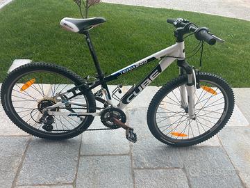 MTB CUBE TEAM 240