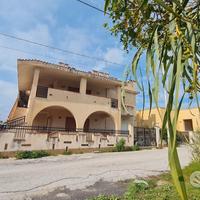 Triscina, villa indipendente con veranda vista mar