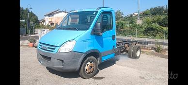 IVECO 35C11 A telaio passo 3450 con Clima 