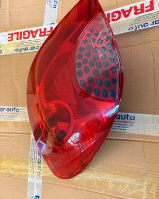 Fanale Peugeot 207