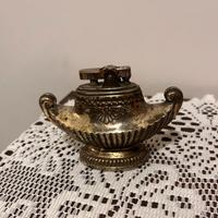Accendino in ottone vintage da tavolo