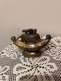 Accendino in ottone vintage da tavolo