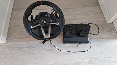 Volante e pedali per PlayStation 