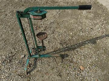 Tappatrice manuale marca MONDIAL