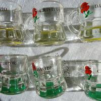 Oggetti in vetro; boccali bicchieri tazzine