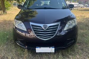 Lancia Ypsilon 1.2 69 CV 5 porte S&S Gold