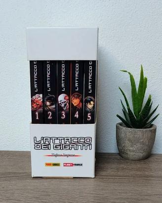 Attacco dei Giganti - Cofanetto vol. 1-5