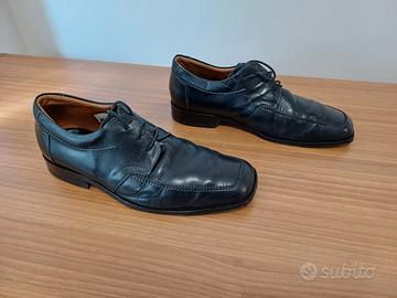 Scarpe nere basse classiche da uomo n.42