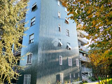 4 LOCALI A CESANO BOSCONE