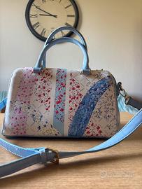 Borsetta bauletto Romeo Gigli azzurra