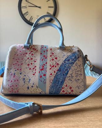 Borsetta bauletto Romeo Gigli azzurra