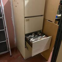 CLASSIFICATORE CON CARTELLE SOSPESE 4 CASSETTI