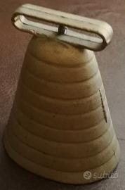 Campanaccio in bronzo; altezza 11 cm, diametro 8