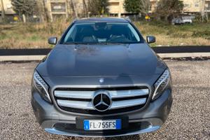 Mercedes GLA 220 D 2015 225000 Km Full Optional