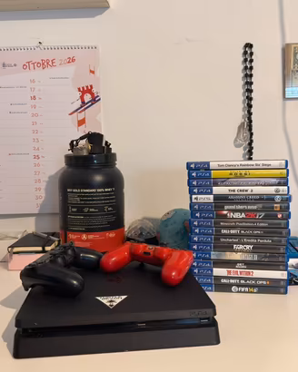 PS4 SLIM 1TB+2 CONTROLLER +16 GIOCHI FISICI