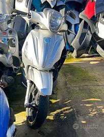 Piaggio Beverly 300/350 sport touring abs asr