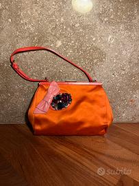 Miu Miu borsa pochette in satin