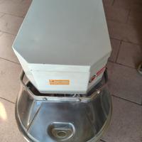 IMPASTATRICE PROFESSIONALE 10L