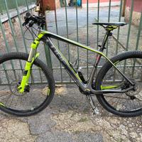 Mountain bike MTB CUBE country race CARBONIO