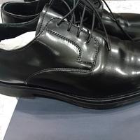 scarpe classiche moderne