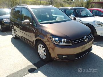 VOLKSWAGEN Touran 3ª serie - 2013