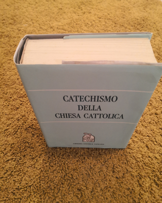 Catechismo della Chiesa Cattolica + n. 2 libri