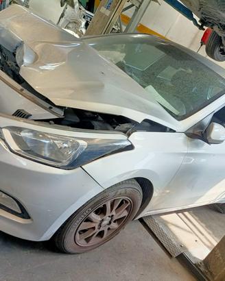 RICAMBI USATI AUTO HYUNDAI i20 2° Serie N.D. G4LA