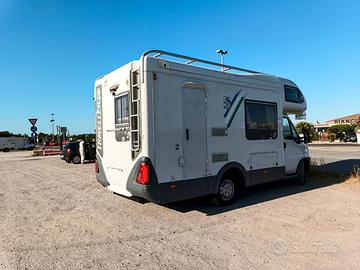 camper Knaus Traveller impeccabile