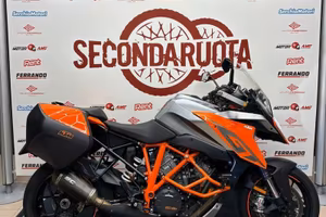 KTM 1290 Super Duke GT