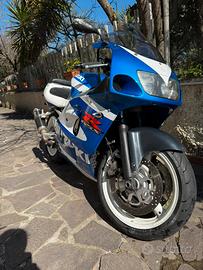 SUZUKI GSX R 600 (Srad)