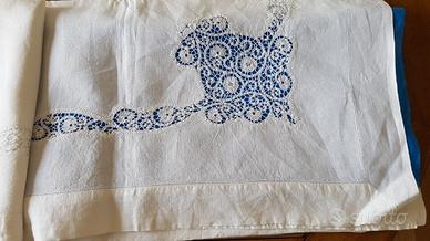 Set lenzuola in lino con tombolo