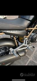 Ducati Monster 904 valvoloni del 1995 restaurata