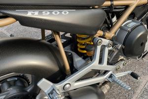 Ducati Monster 904 valvoloni del 1995 restaurata