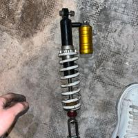 alcuni pezzi moto/rino am6/orizzontale
