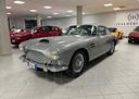 aston-martin-db4-s2-touring-superleggera