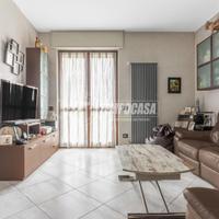 Appartamento a Buccinasco Via I Maggio 4 locali