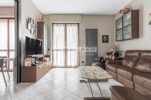 Appartamento a Buccinasco Via I Maggio 4 locali