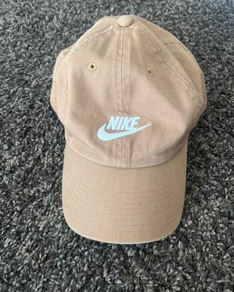 cappello nike