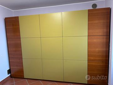 Armadio in legno